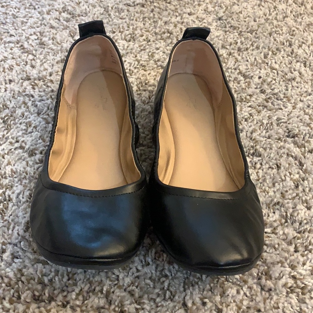 NOT SOLD - Universal Thread Black Flats